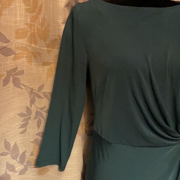 Tahari Top - Picture 4 of 5